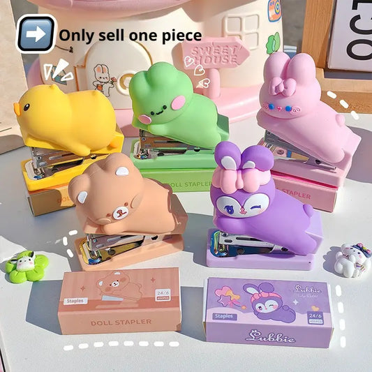 Mini stapler with 1 piece/400 staples, portable office staple book for children's home use, cute student stapler, suitable for home school office use, Girly office supplies, Office Stationery Supplies, Office Accessories